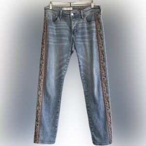 Anthropologie Pilcro slim boyfriend jeans